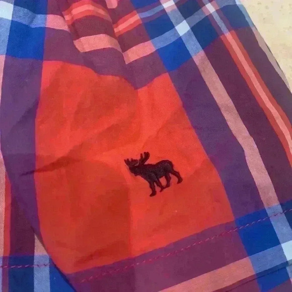 Abercrombie plaid skirt - Picture 2 of 4